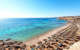 Reef Oasis Beach Resort